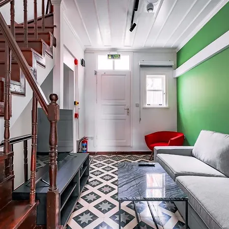 Апартаменты Homie - Quadruplex Townhouse In Historical Peninsula